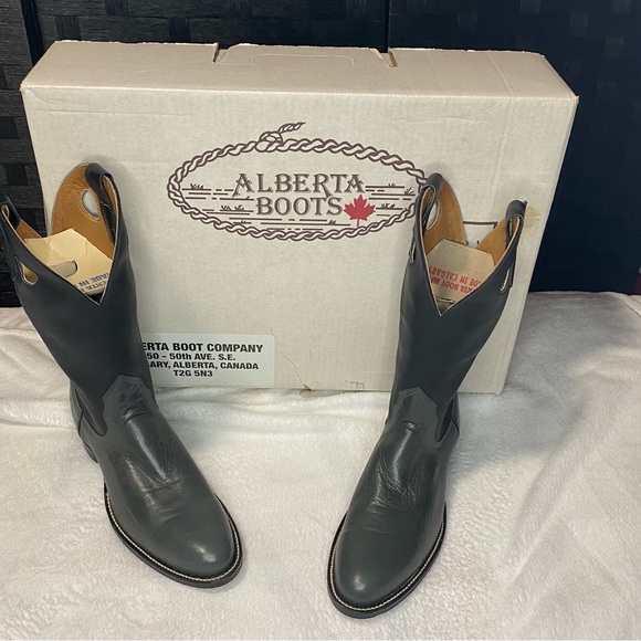 BNIB Alberta Boots Cowboy boots. Size M7.5/W9 B Width - Picture 6 of 8
